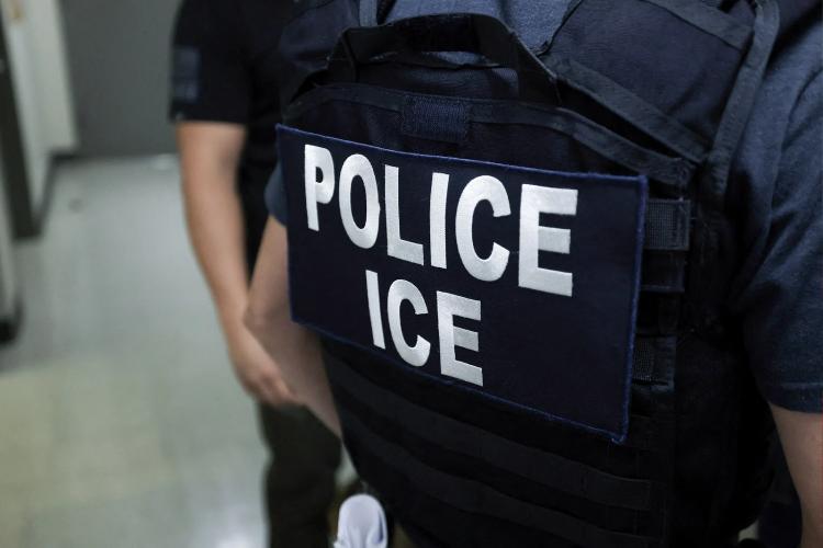 Agente de ICE mata a migrante mexicano en Houston