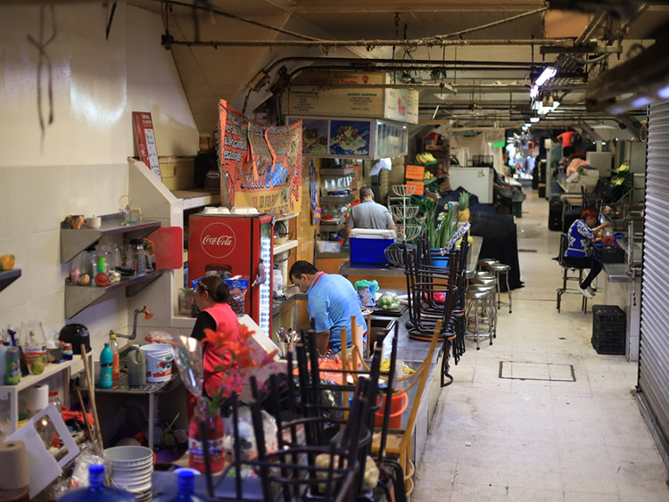 Denuncian abandono del Mercado Alcalde