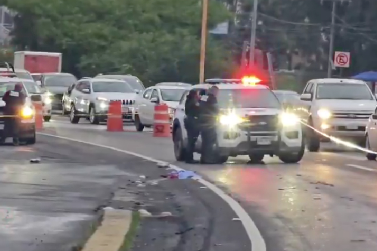 Hombre muere tras ser arrollado por varios vehículos en Carretera a Morelia, en Tlajomulco