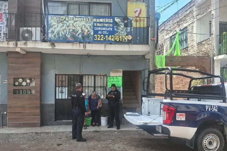 Adultas mayores acuden a ‘limpia de dinero’ y les roban 190 mil pesos en Puerto Vallarta