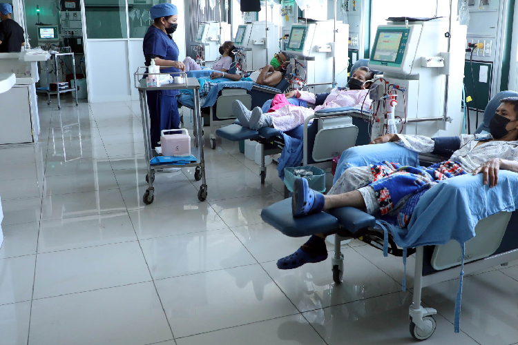 Agua del Siapa pone en riesgo la vida de pacientes renales