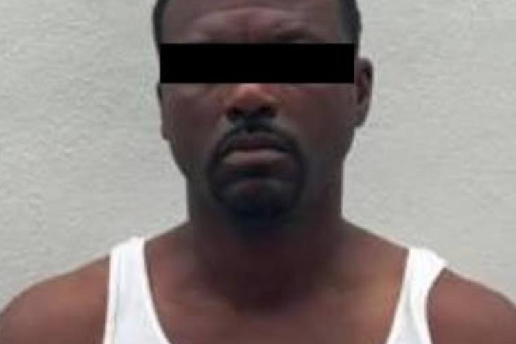 Detienen en Sinaloa a estadounidense buscado por narcotráfico