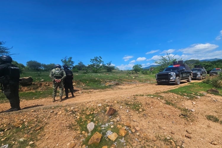 Tras operativo militar en Las Palmas, aseguran vehículos y cartuchos