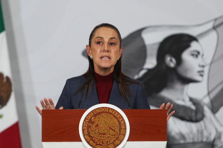 Sheinbaum pone en duda versión de EE.UU. sobre captura de