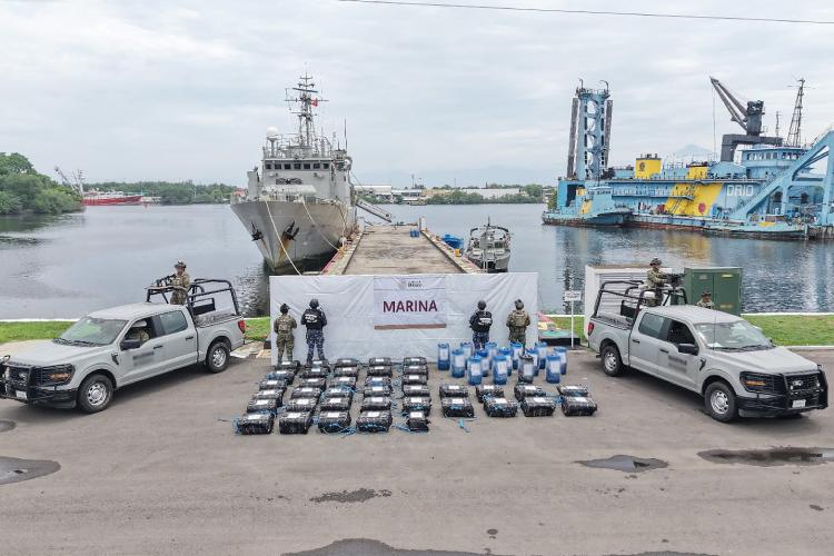 Marina asegura más de una tonelada de cocaína en Chiapas