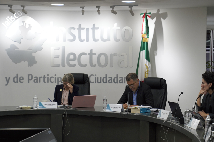 INE revela los mejores 29 perfiles que buscan dirigir el IEPC 