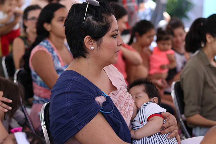 Lactancia beneficia a 75% de bebés hospitalizados