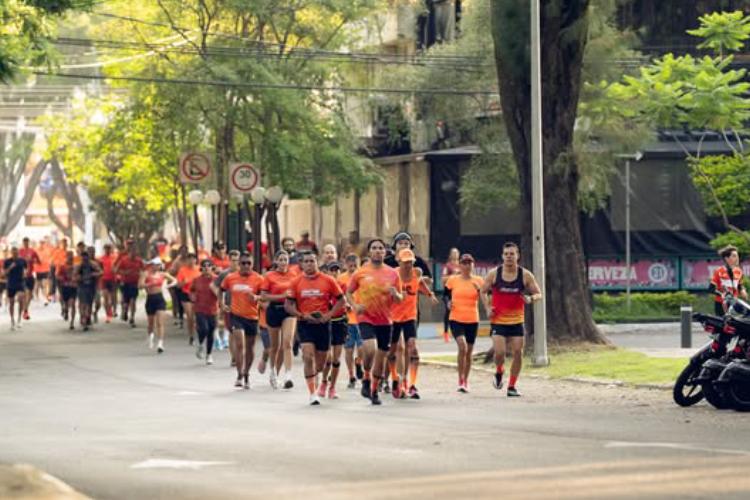 Anuncian cierres viales por carrera deportiva