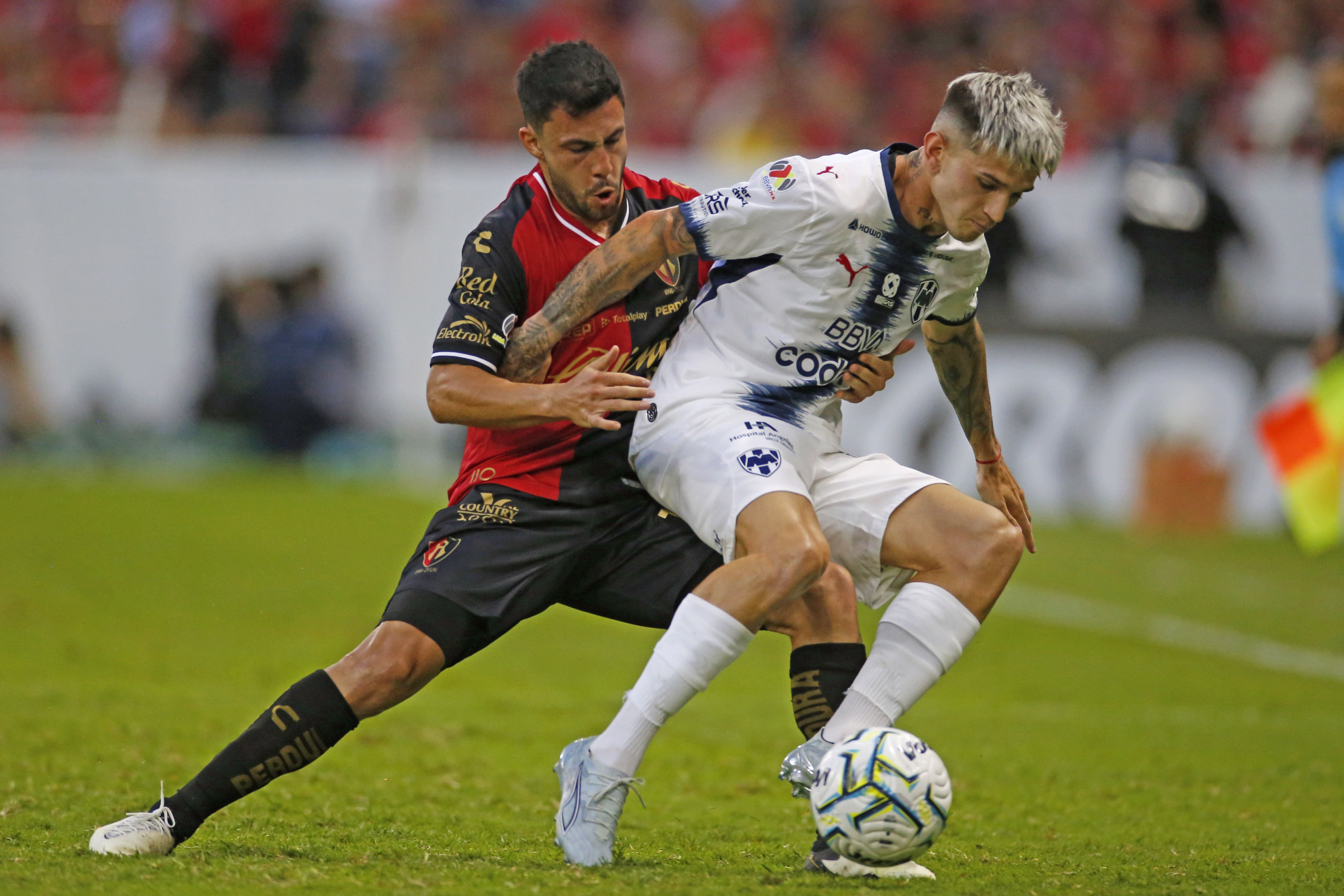 Monterrey vence 2-0 al Atlas