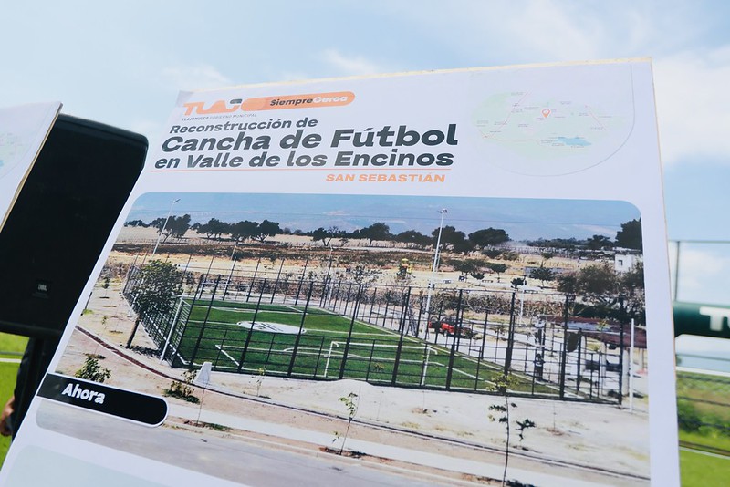 Entregan reconstrucción de cancha en Valle de los Encinos, en Tlajomulco