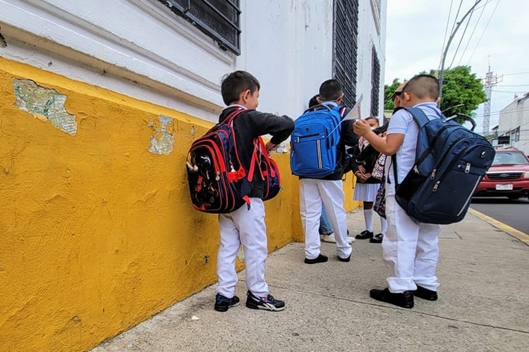 Regreso a clases dejará derrama de 144 mil 450 millones de pesos, estima Concanaco