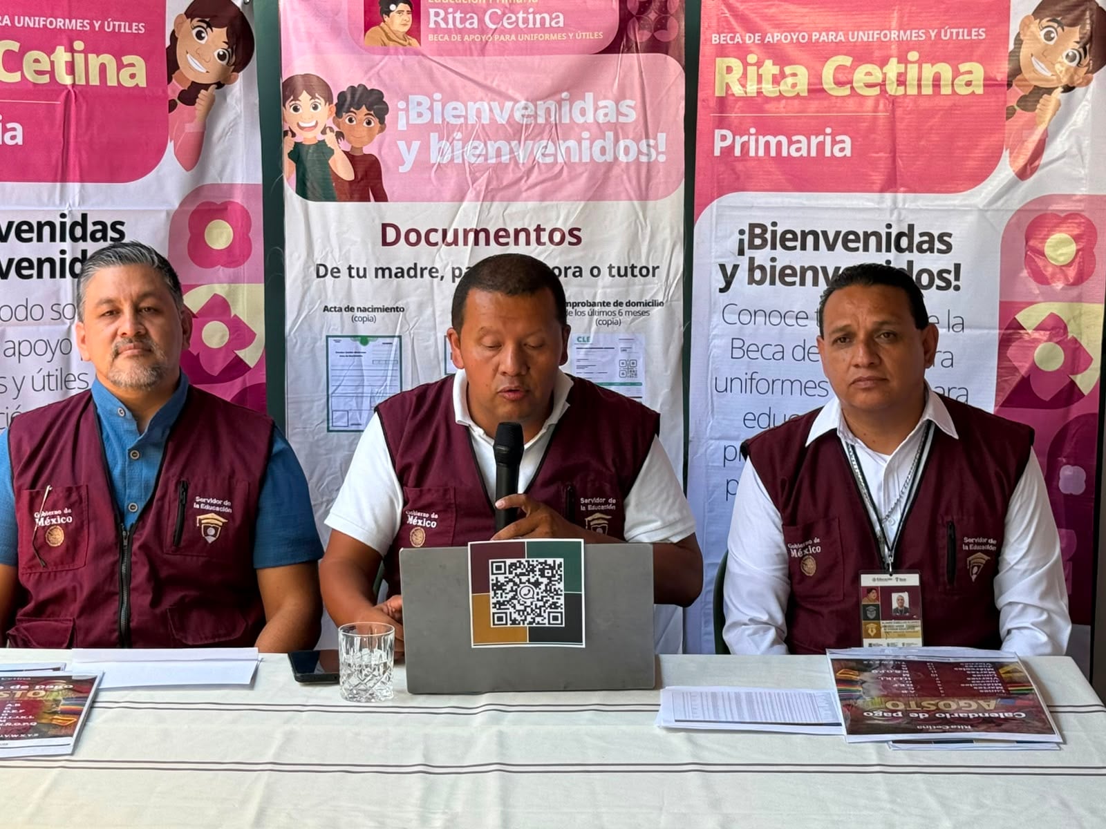Inicia en Jalisco el pago de la Beca Rita Cetina para uniformes y útiles escolares