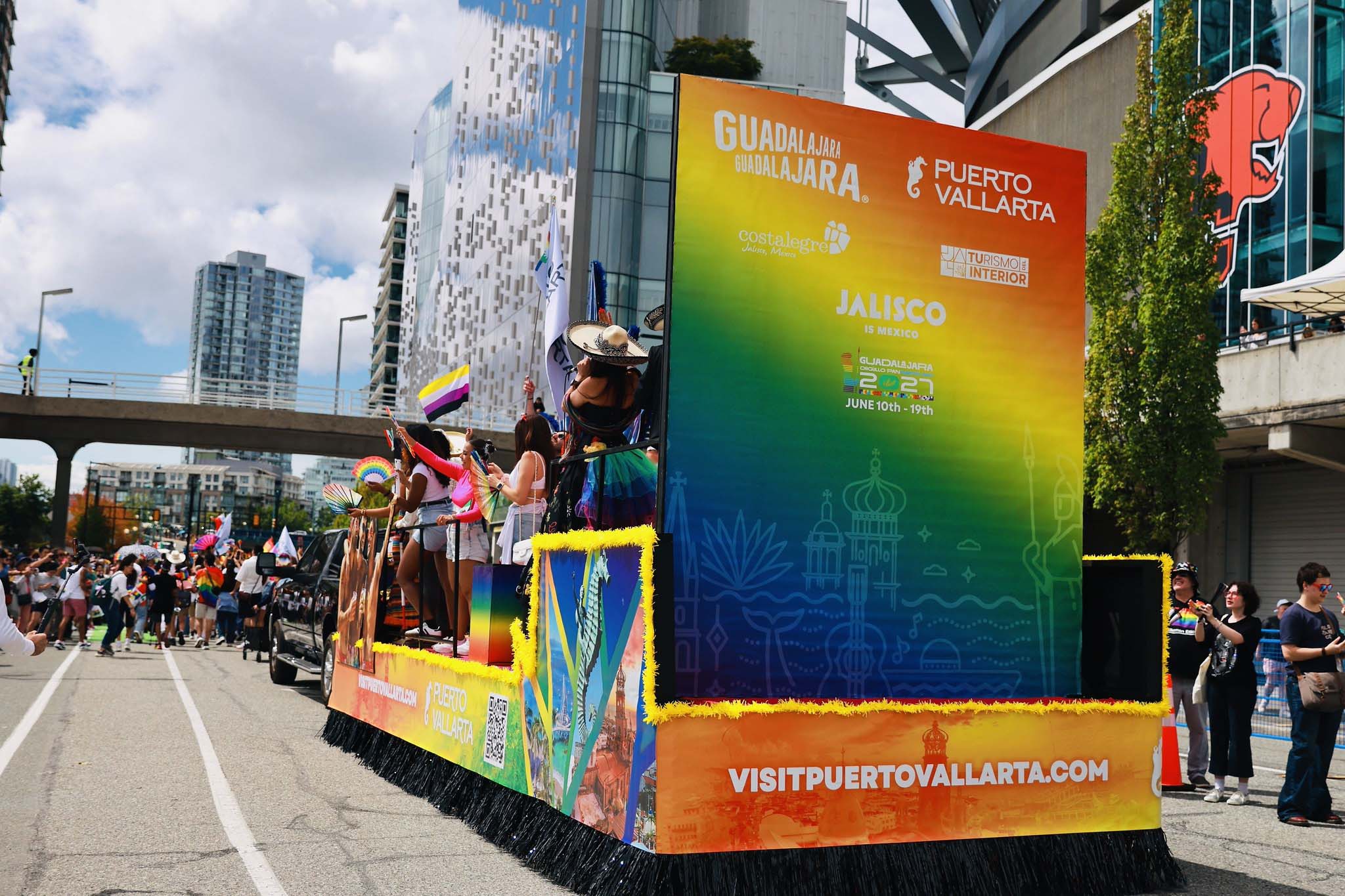 Promueven destinos de Jalisco para turismo LGBTIQ+
