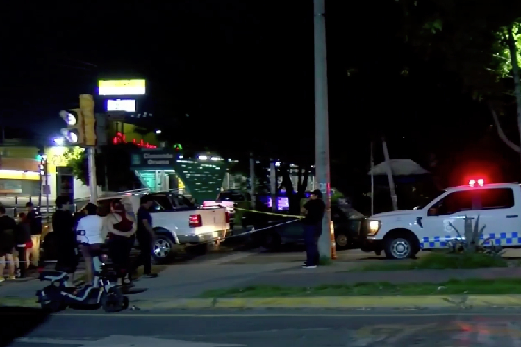Muere mujer atropellada en el cruce de Gobernador Curiel y Patria en Guadalajara