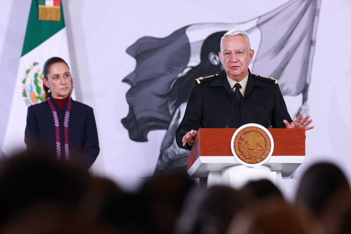 México alista 255 militares y ayuda humanitaria para Colombia