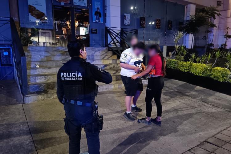 Policías localizan a joven con reporte de búsqueda