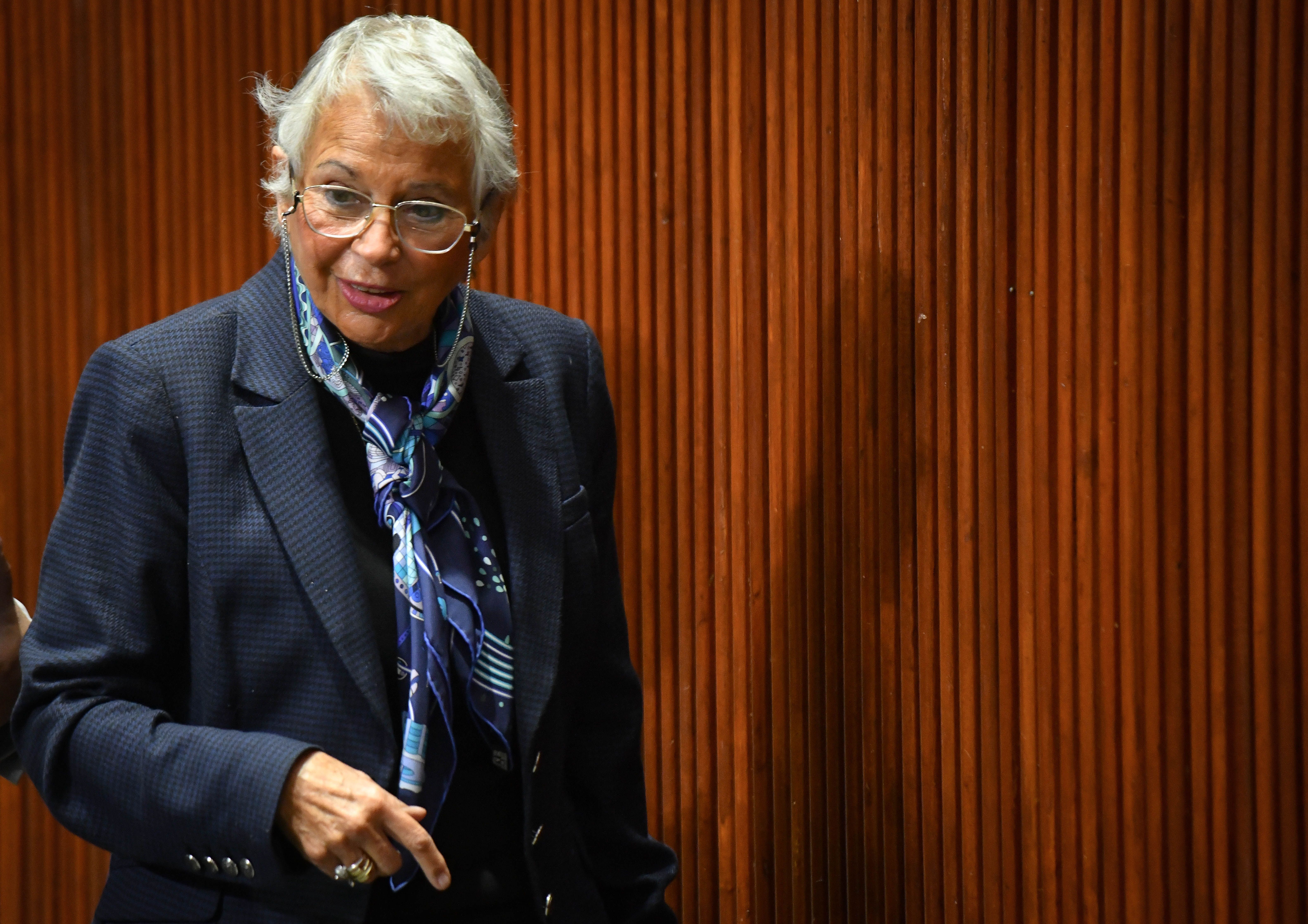 Olga Sánchez Cordero cuestiona rumbo de la 4T