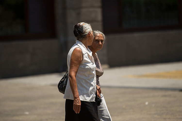Aprueban convocatoria para parlamento