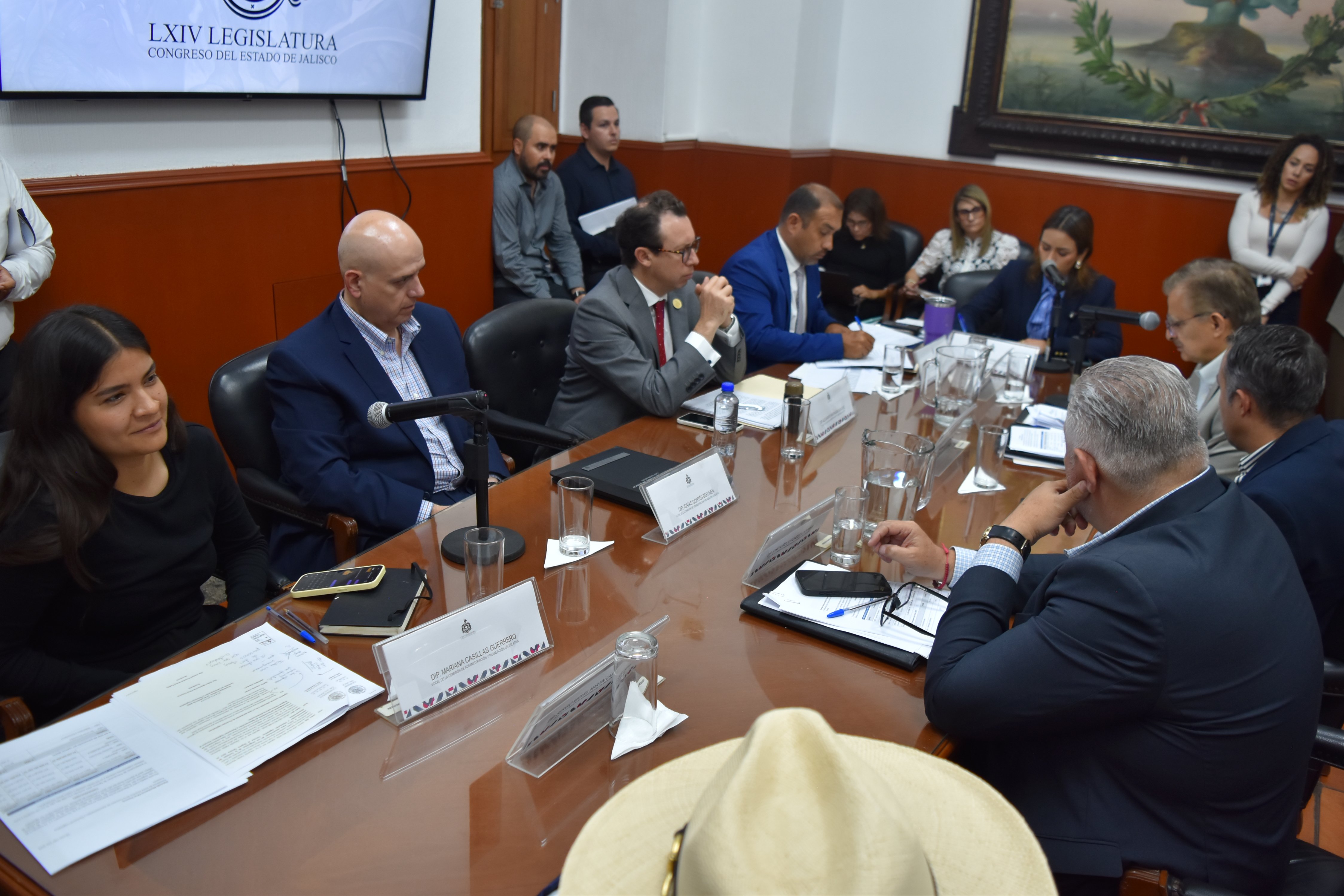 Sin acuerdo y contra reloj, Congreso busca definir presupuesto de 2027