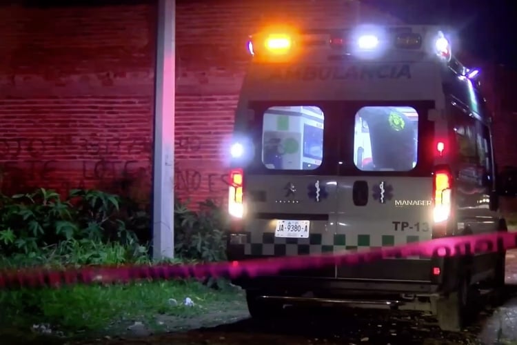 Balean a hombre en terreno baldío de Tlaquepaque