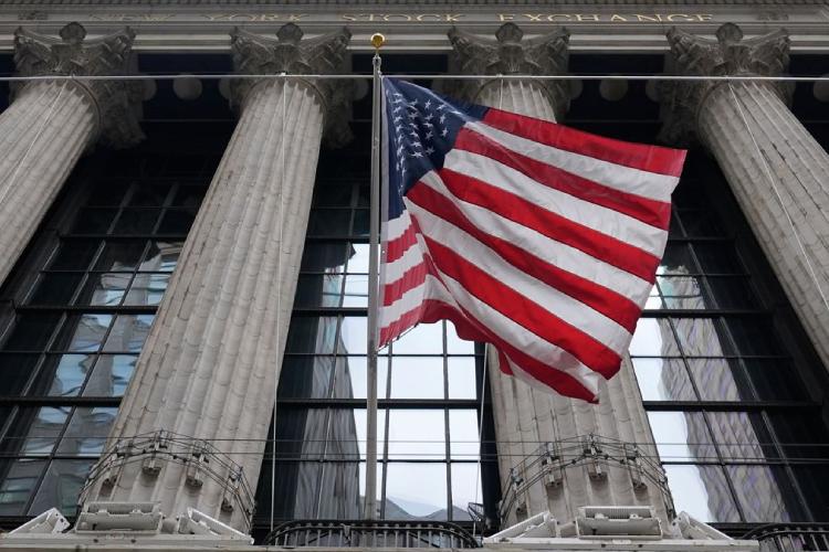 La deuda pública de Estados Unidos supera por primera vez los 40 billones de dólares