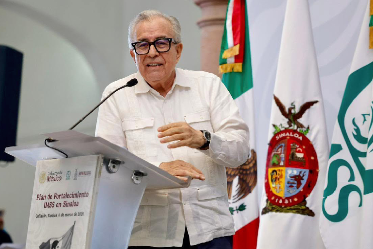 Rubén Rocha Moya retoma su cargo como gobernador de Sinaloa tras 112 días de licencia