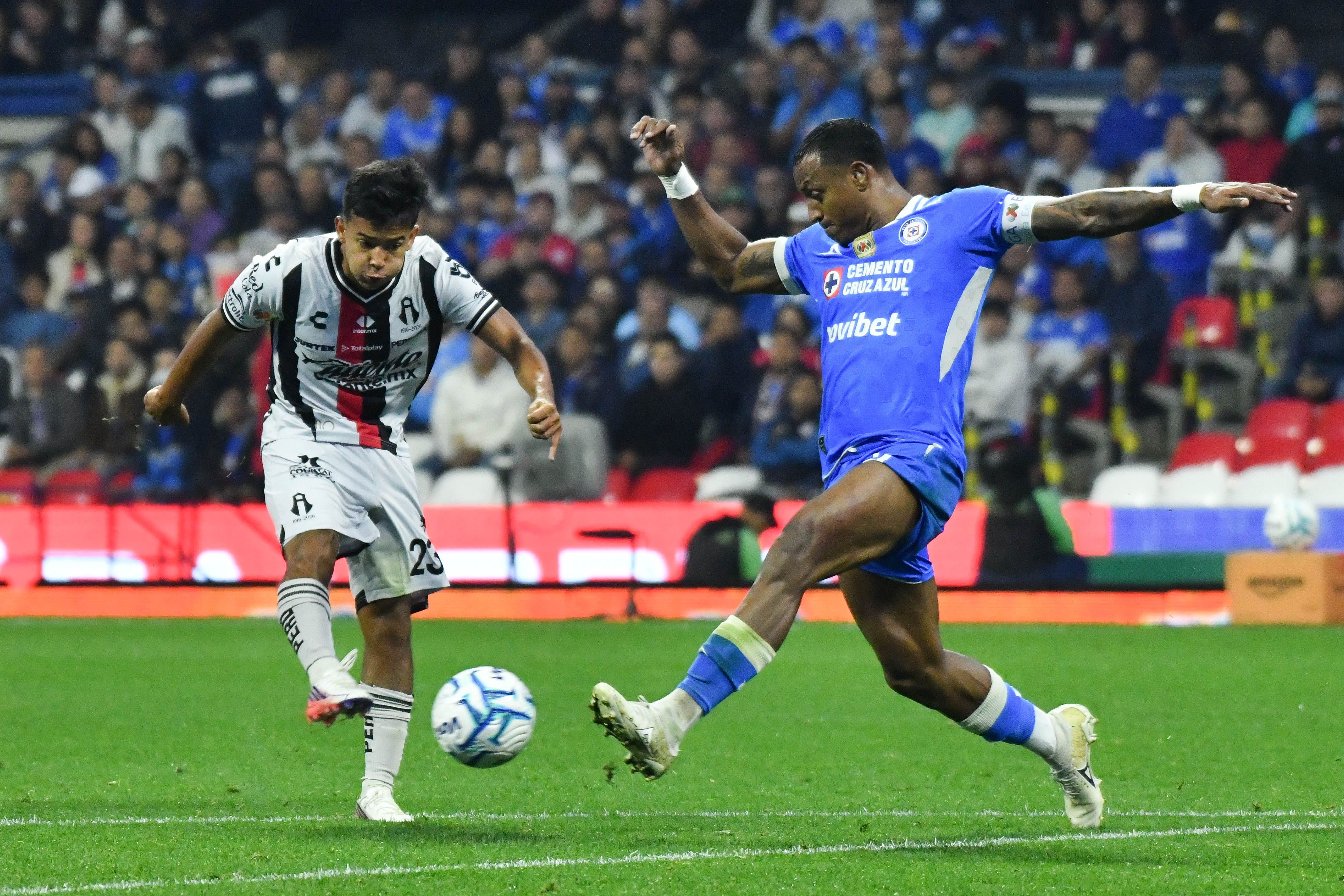 Atlas derrota a Cruz Azul