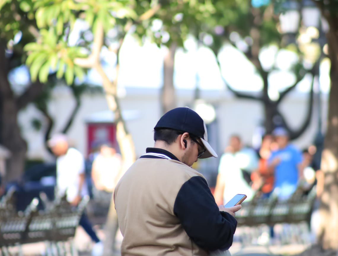 Cambian jóvenes la terapia por IA