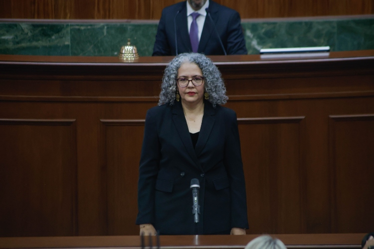 Graciela Domínguez asume con gobernadora interina de Sinaloa
