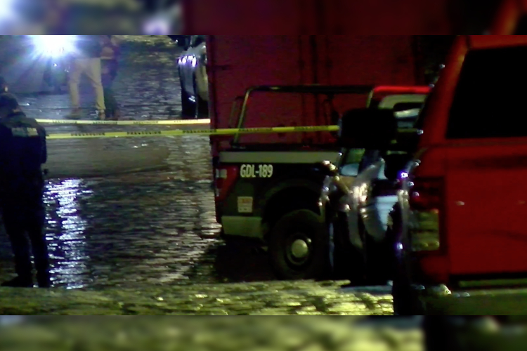 Ejecutan a una joven de un disparo en la cabeza en Guadalajara 