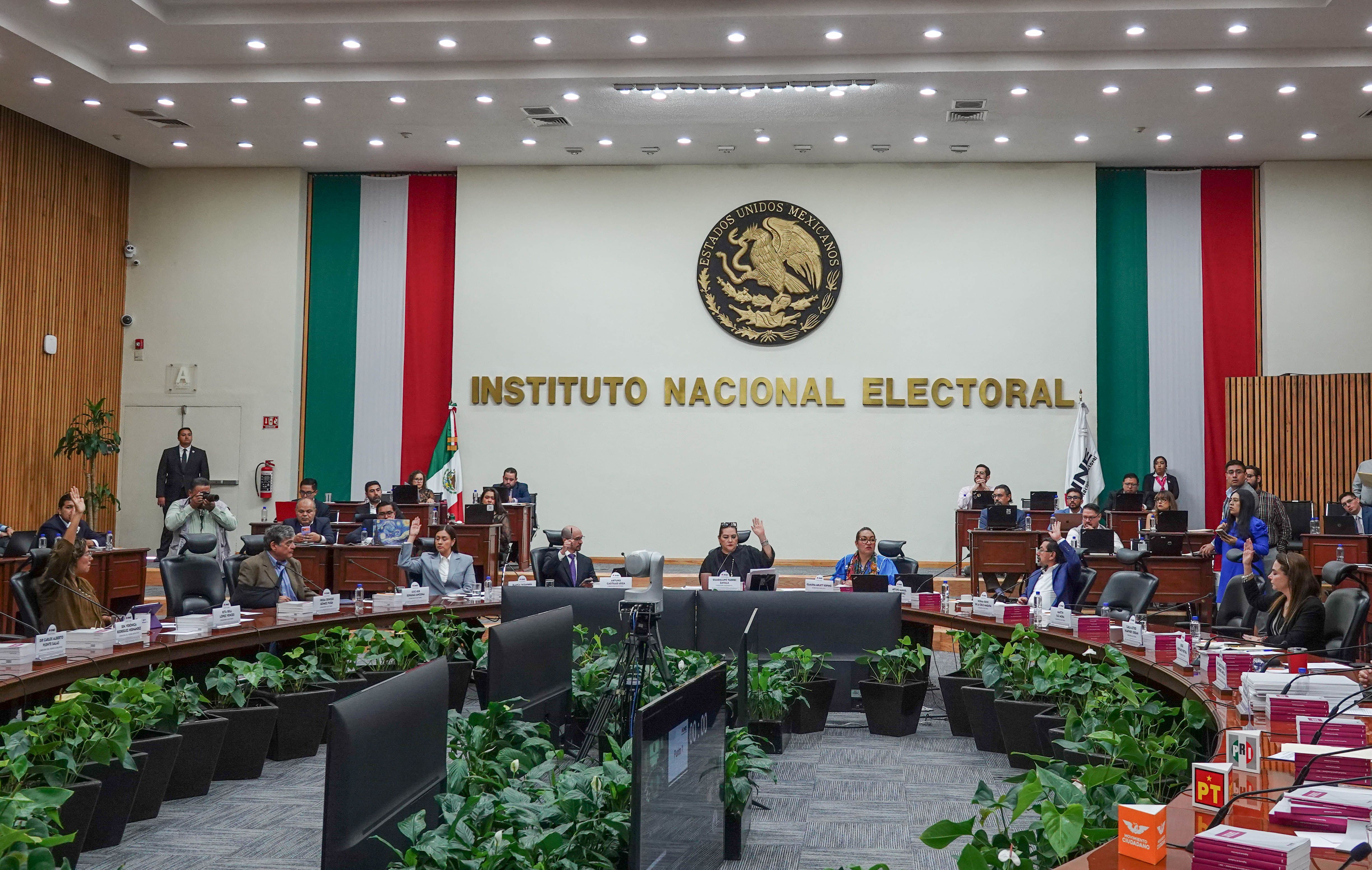 INE incluirá descalificaciones indirectas en monitoreo de medios durante elección de 2027