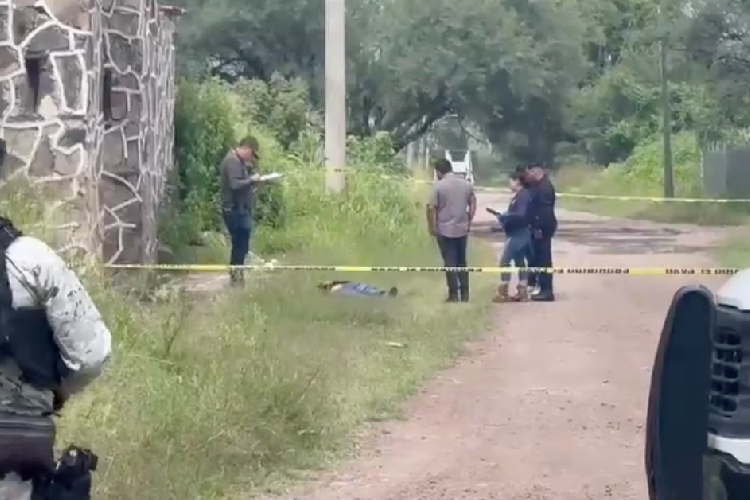 Localizan cuerpo con huellas de violencia en Jardines de la Calera