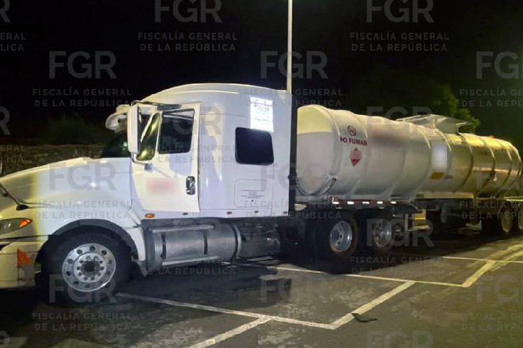 Transportaban más de 29 mil litros de huachicol en El Arenal