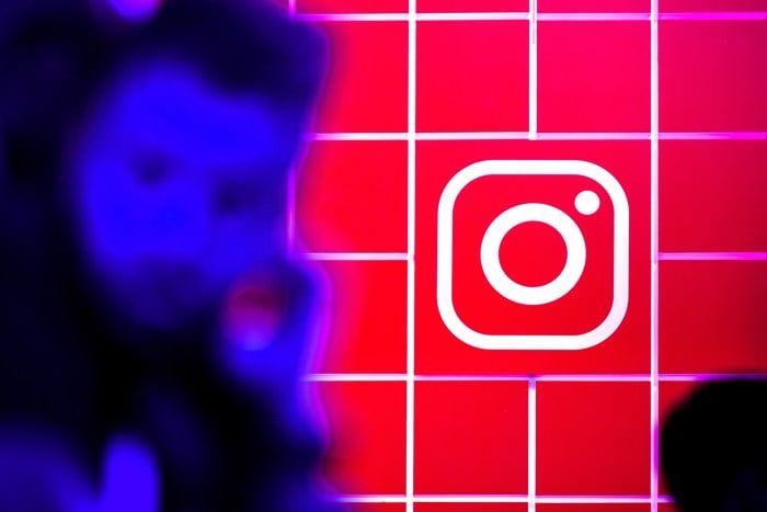 Instagram limitará alcance de perfiles hechos con IA