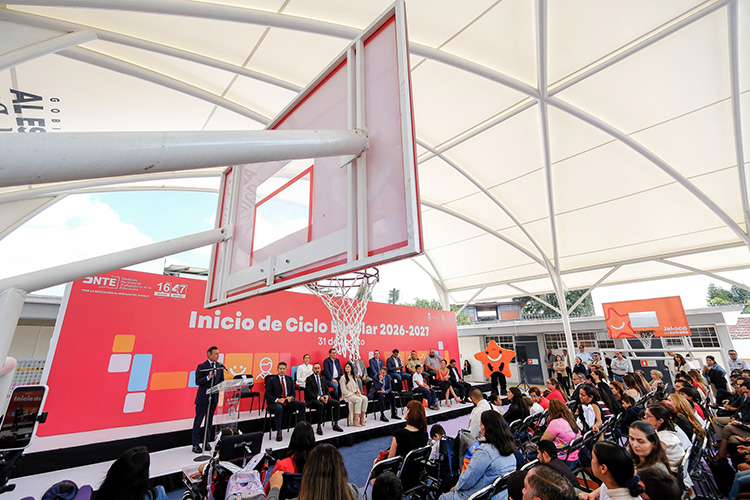 Renovarán todas las escuelas de educación básica