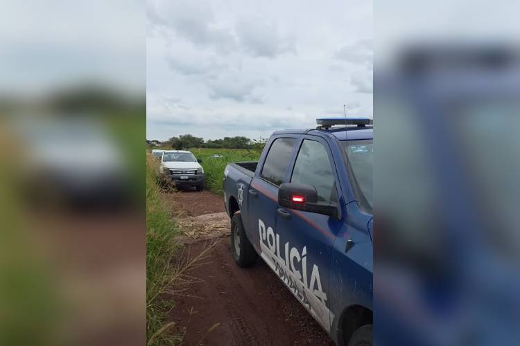 Hallan cadáver maniatado dentro de la cajuela de una camioneta en Tonalá