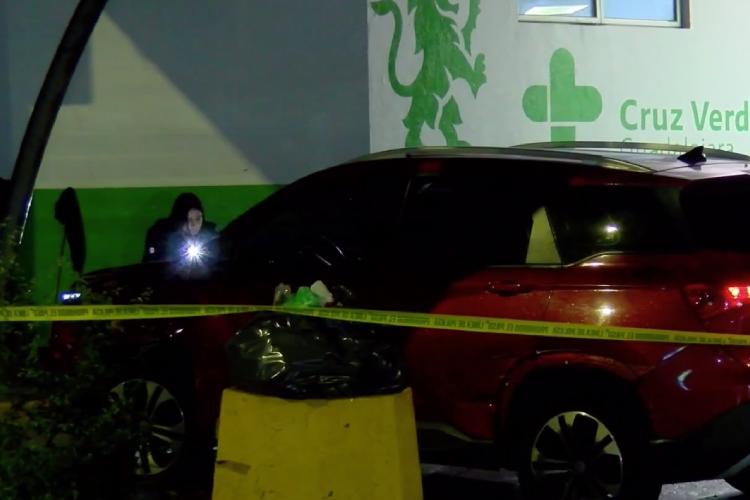 Pareja es atacada a balazos tras altercado vial