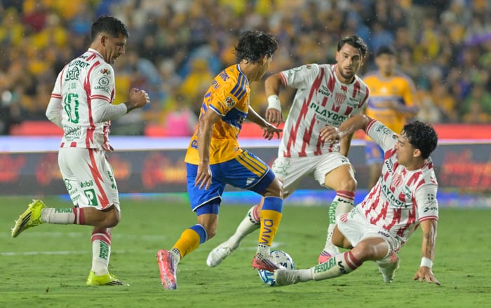 Tigres empata 1-1 con el Necaxa