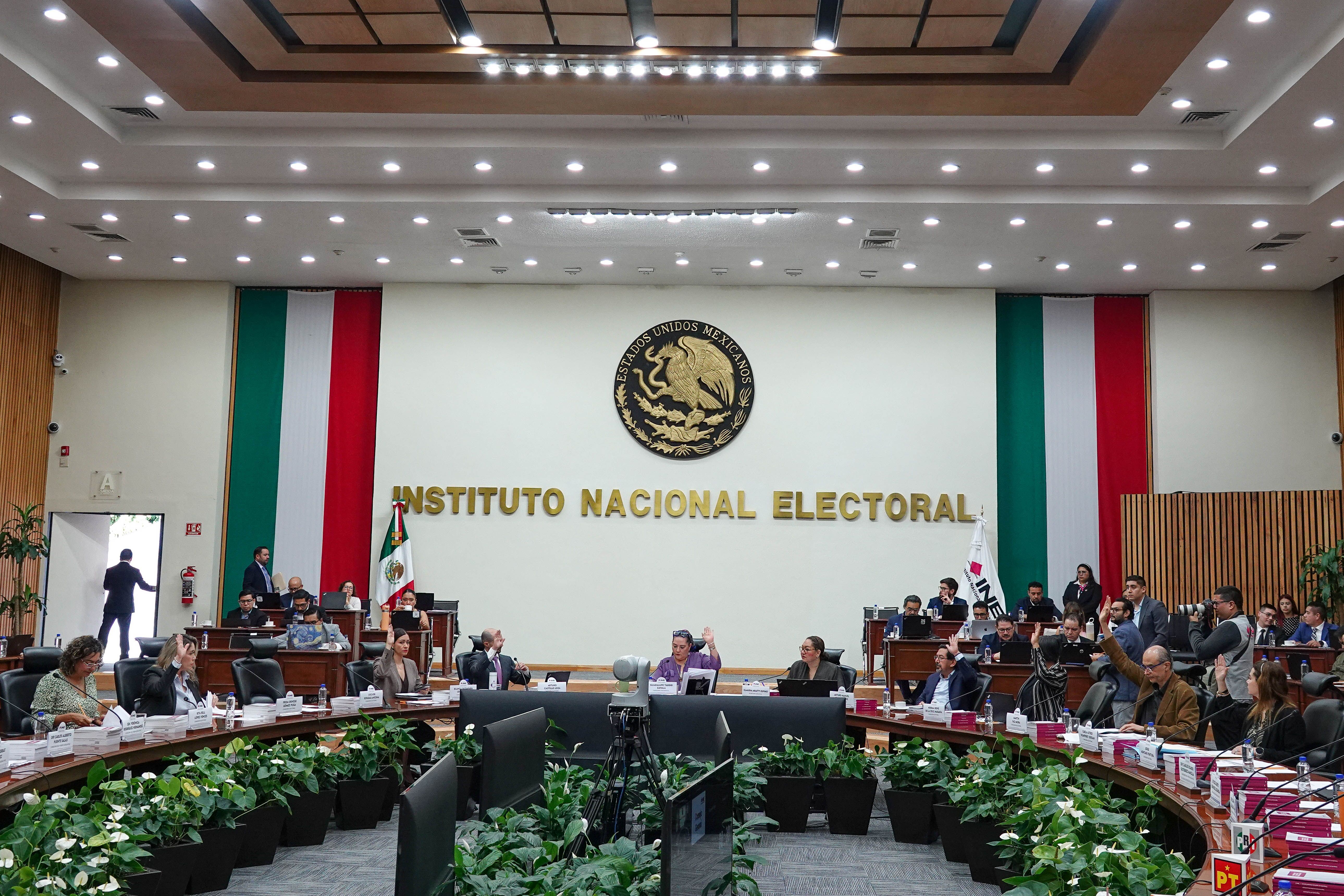 INE restringe publicaciones de funcionarios en redes para preservar neutralidad