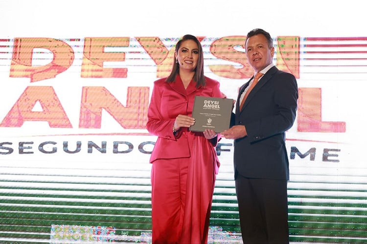 Lemus Navarro presume inversión en Ocotlán