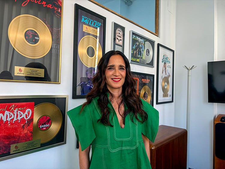 Soy 100% hecha en la frontera: Julieta Venegas