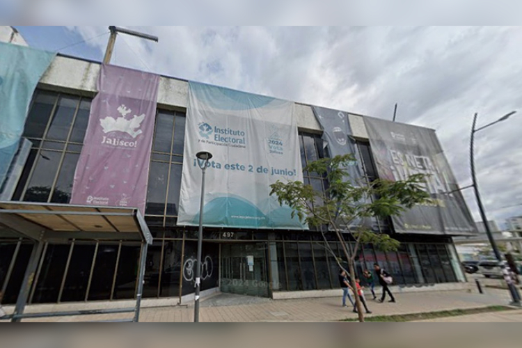Ordenan retirar ‘pots’ y bardas