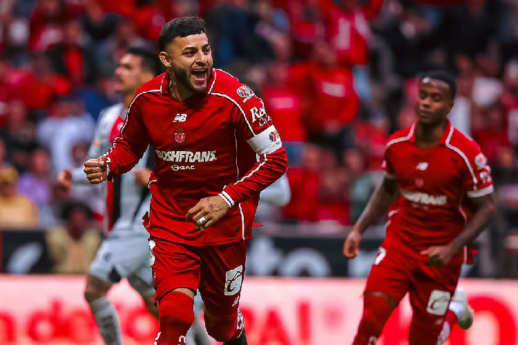 Toluca golea 5-2 al Atlas