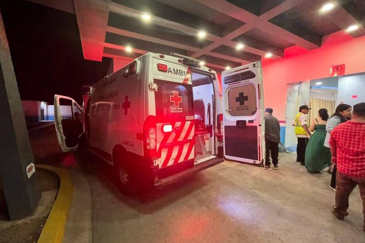 Muere una mujer y un hombre resulta lesionado tras derrapar en moto