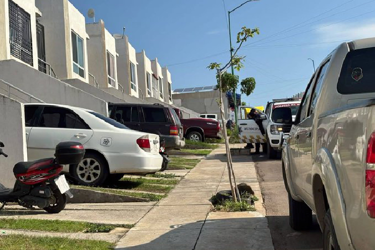 Asesinan a puñaladas a hombre dentro de su vivienda en El Salto