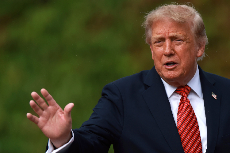 Trump exige a México procesar a funcionarios ligados a cárteles de la droga