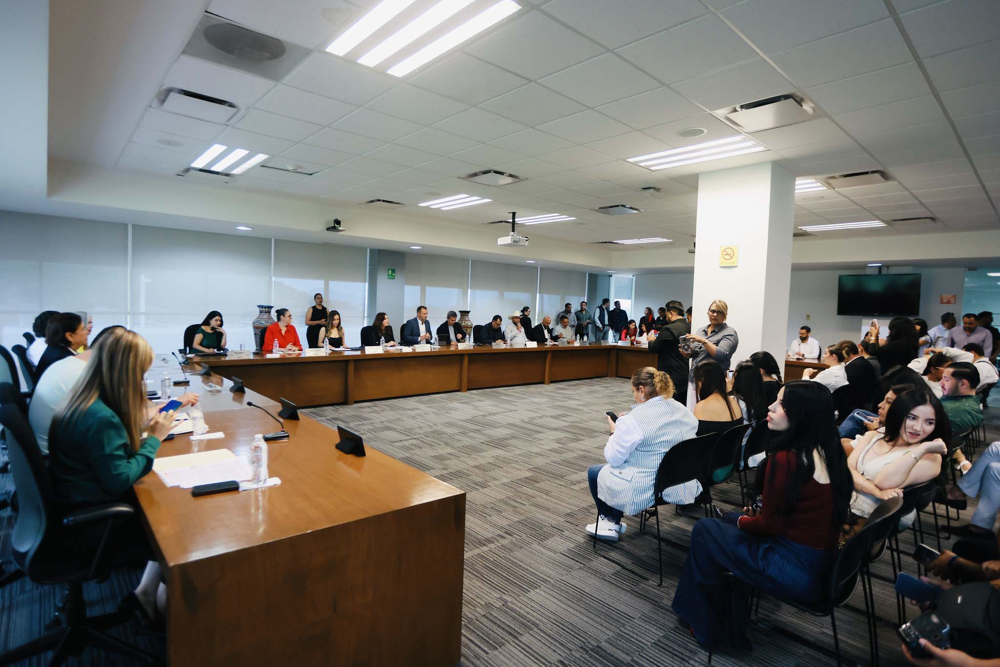 Tlajomulco se adhiere al FEIEF ante menores participaciones federales