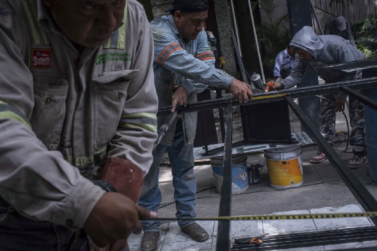 Informalidad sostiene la productividad en Jalisco ante desplome de empleo formal