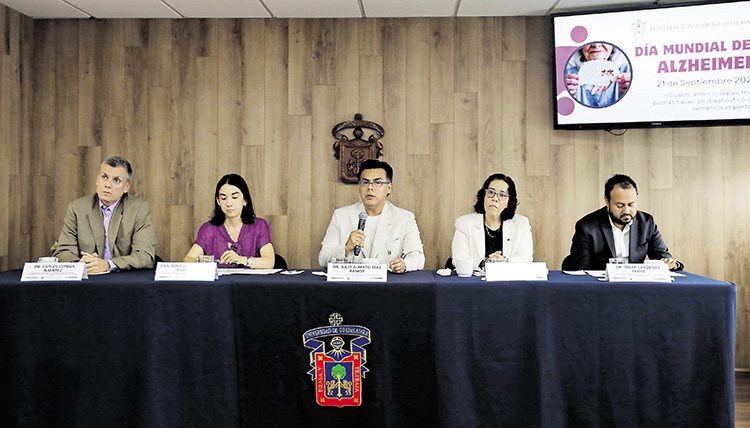 Expertos llaman a detectar a tiempo señales de Alzheimer