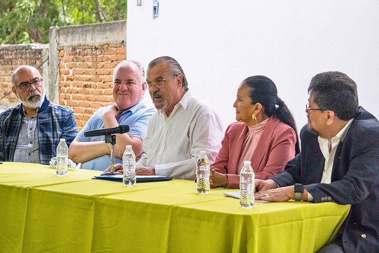 Coloquio Arreolino celebra la literatura